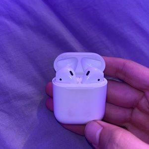 AirPod 2